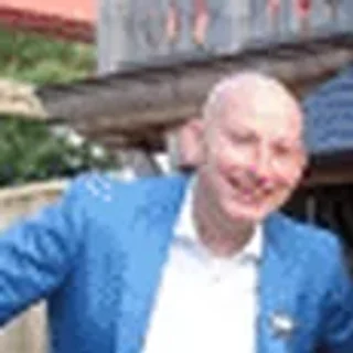 Dinja Oostland